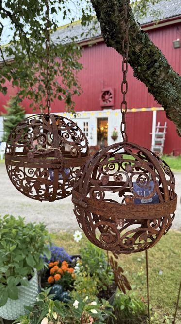 Hovedbilde Hengende blomsterkule i rust