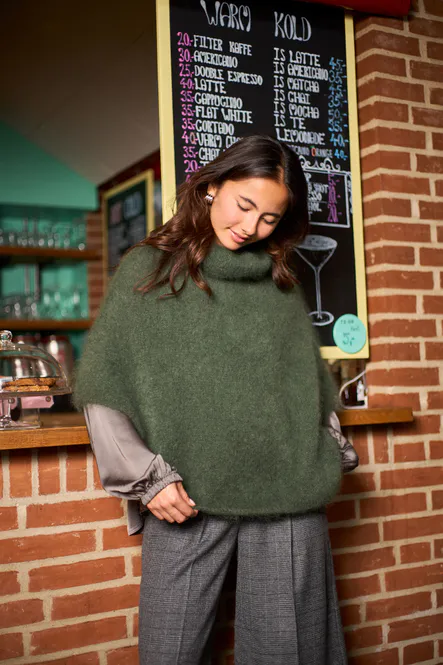 Hovedbilde BCBJOERK poncho med høy hals – army grønn, ...