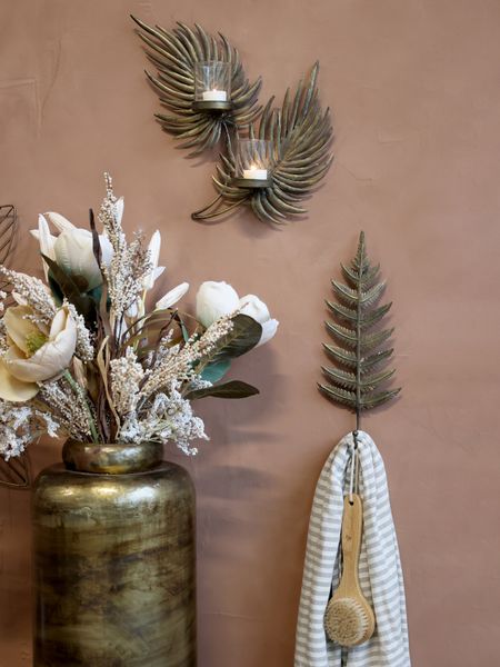 Knagg med bladmotiv – Antique Messing